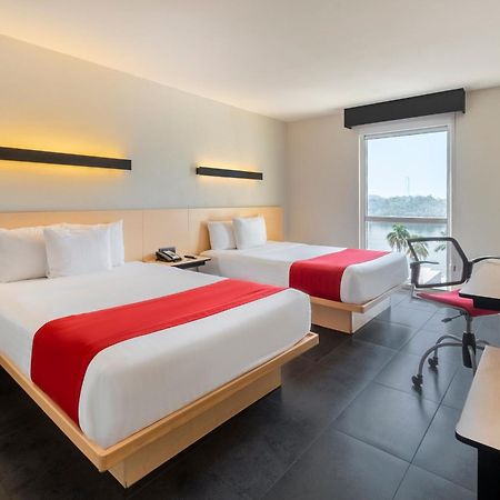 City Express By Marriott Paraiso Bagian luar foto