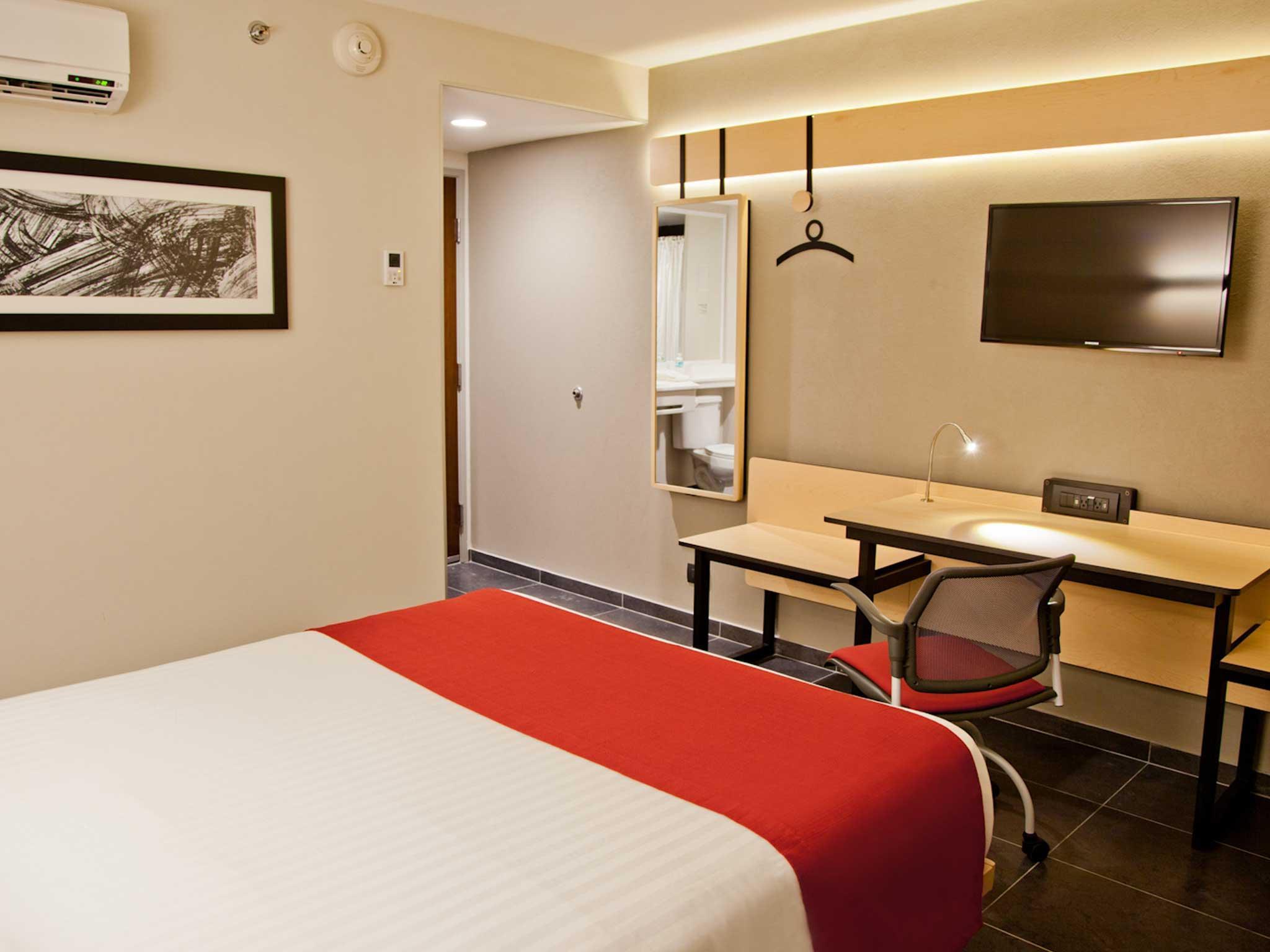 City Express By Marriott Paraiso Bagian luar foto