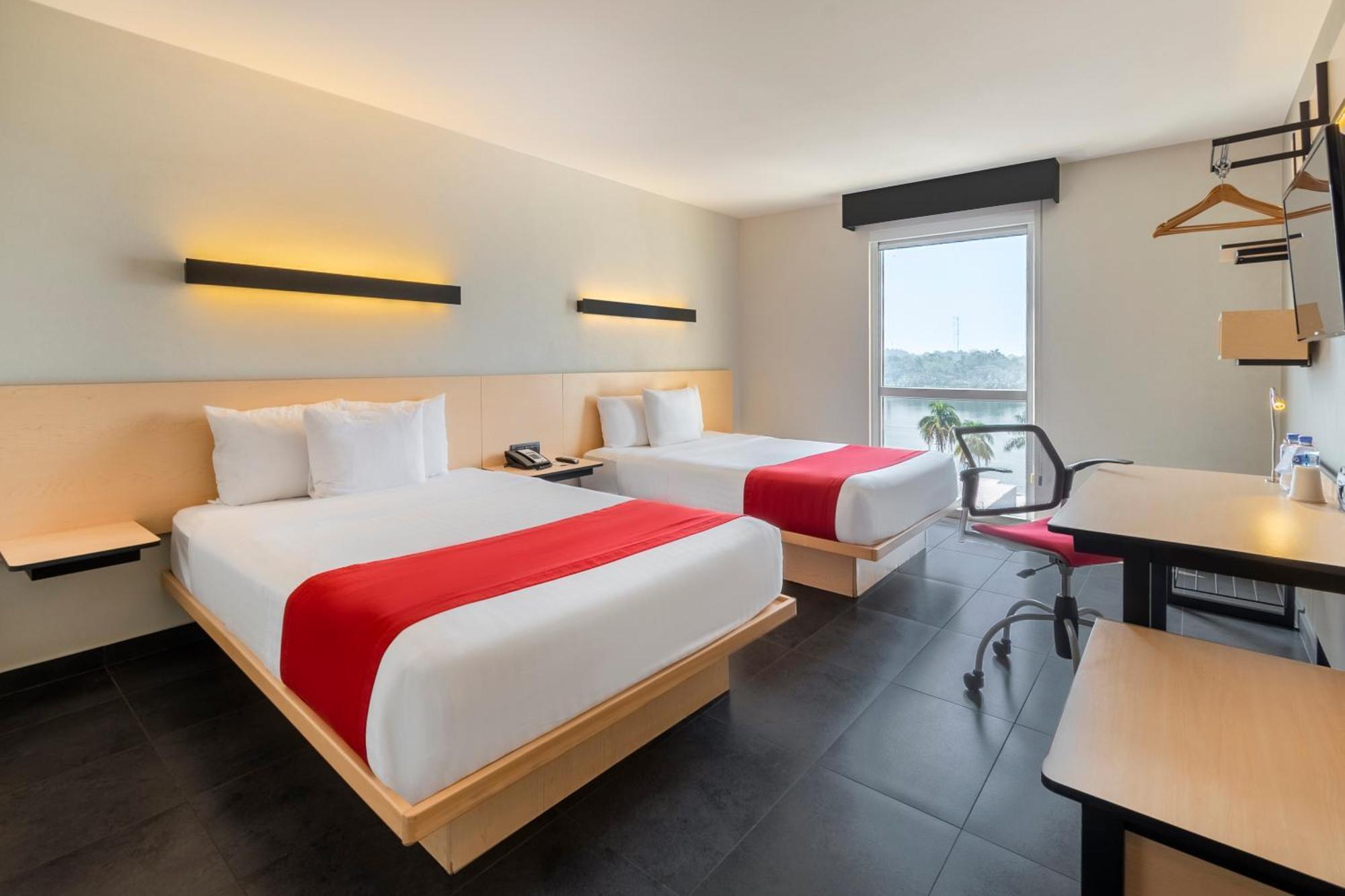 City Express By Marriott Paraiso Bagian luar foto
