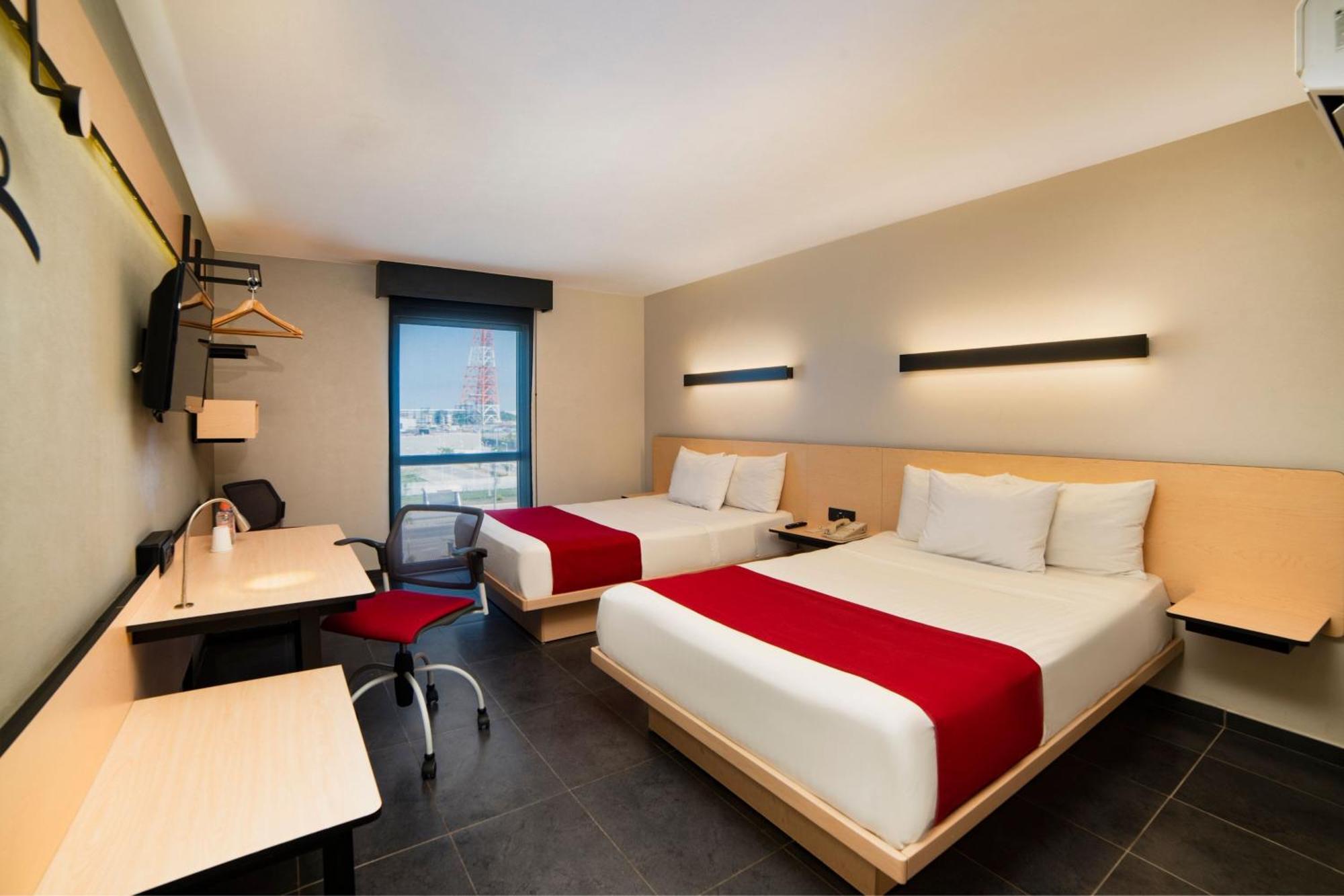 City Express By Marriott Paraiso Bagian luar foto