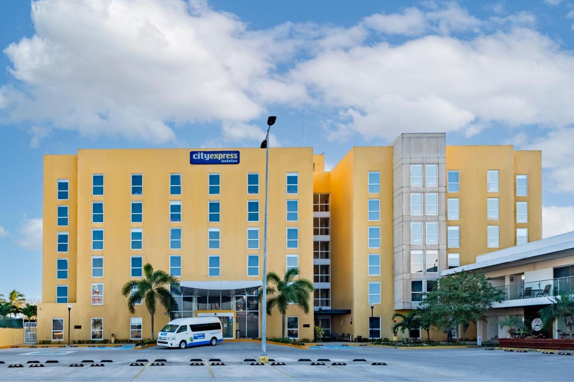 City Express By Marriott Paraiso Bagian luar foto