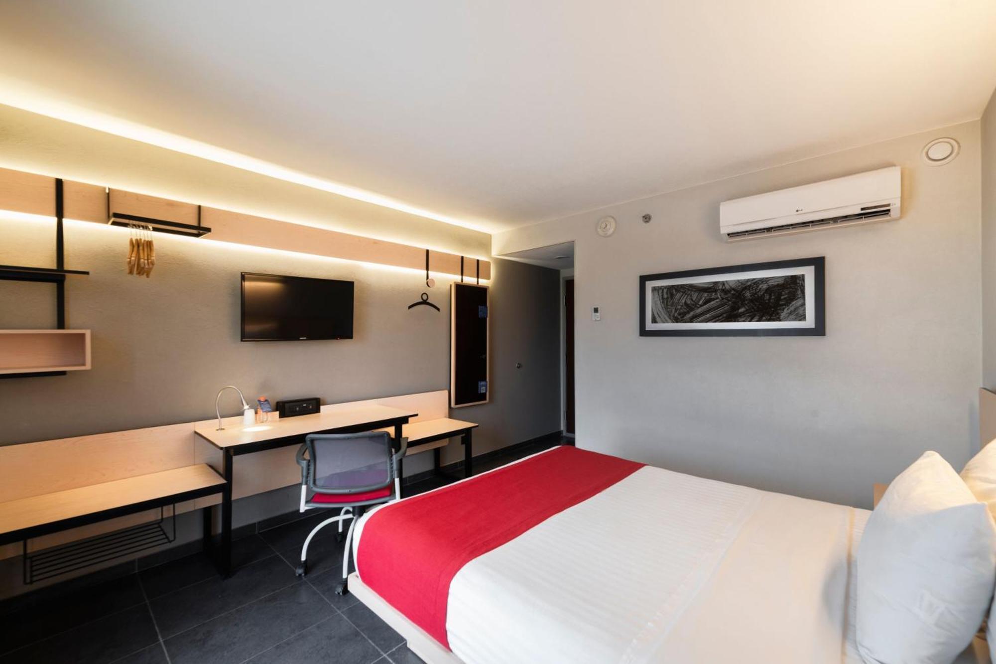 City Express By Marriott Paraiso Bagian luar foto