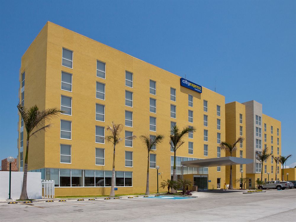 City Express By Marriott Paraiso Bagian luar foto